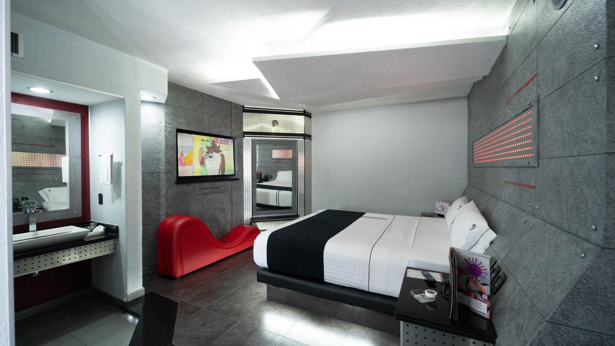 Kuboz Motor Hotel  Zapopan Buitenkant foto